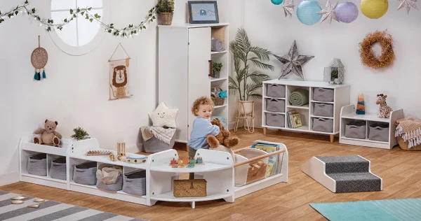 Bambino Strefa Dziecka – Kompletny zestaw mebli do żłobka & obszaru niemowląt — Millhouse zabawka edukacyjna szkoła