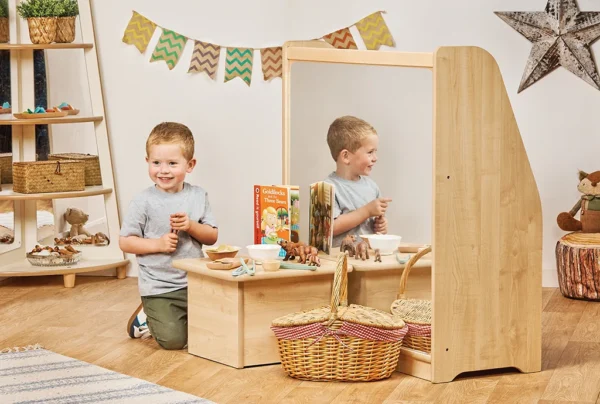 Explorer Square Table High - Millhouse Zabawki edukacyjne Szkoła