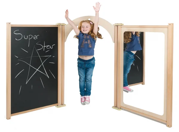 Zestaw dramatyczny panel klonowy — Millhouse Zabawki edukacyjne Szkoła