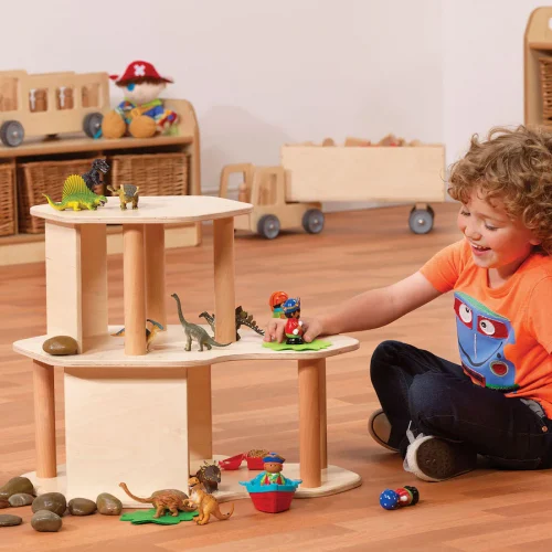 Budynek wielofunkcyjny dla dzieci poniżej 2 lat — Millhouse Lernspielzeug Schule